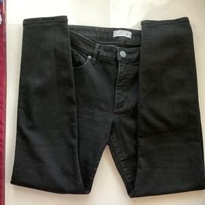 Loft size 8/29 curvy skinny black jeans 97% cotton 3%elastane Made in Indonesia